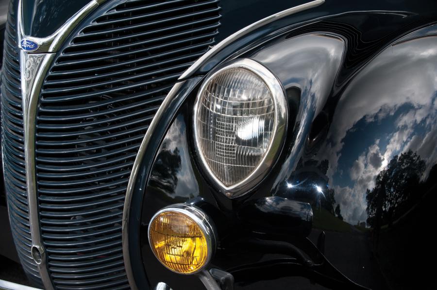  Ford DeLuxe Convertible Coupe 1938 года  (фото 15 из 20)